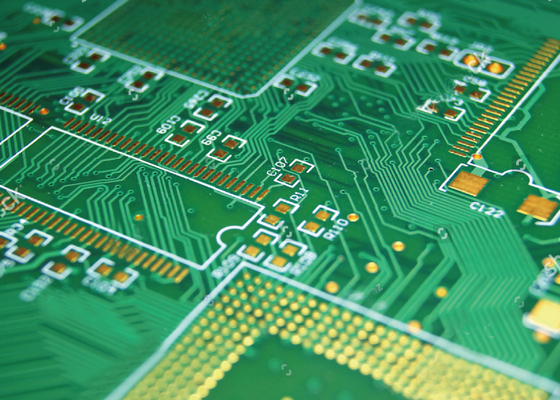kupować Laserowe bezpośrednie obrazowanie PCB z metodą wyrównywania PAD (średnica 0,5 ~ 3,0 mm) i procesem maski lutowniczej online manufacture